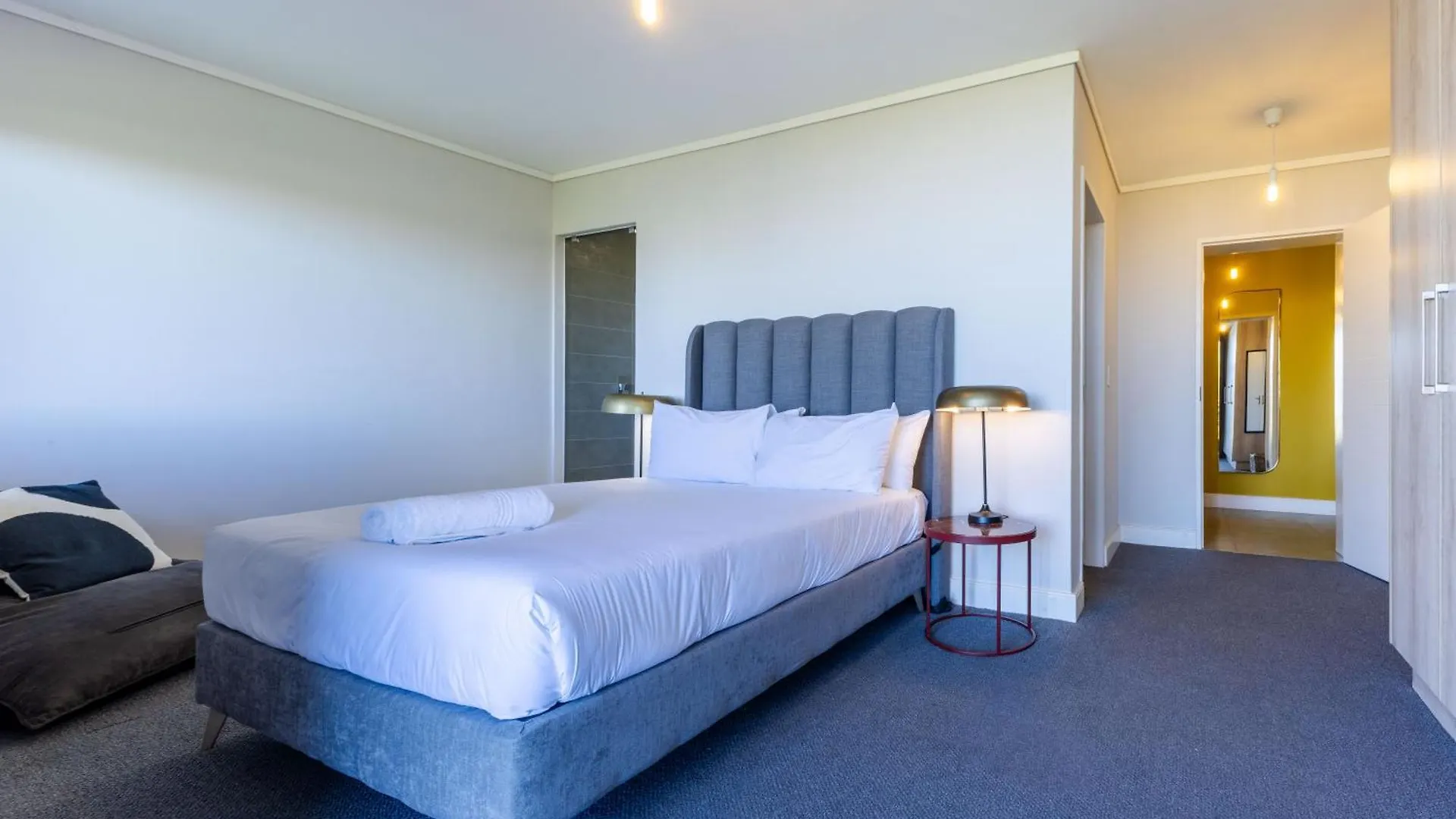 Waters Edge Apartments Cape Town