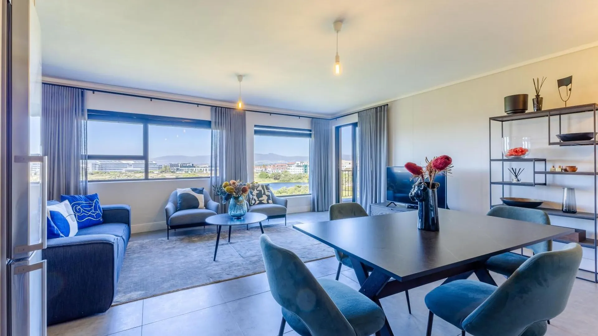 Waters Edge Apartments Cape Town