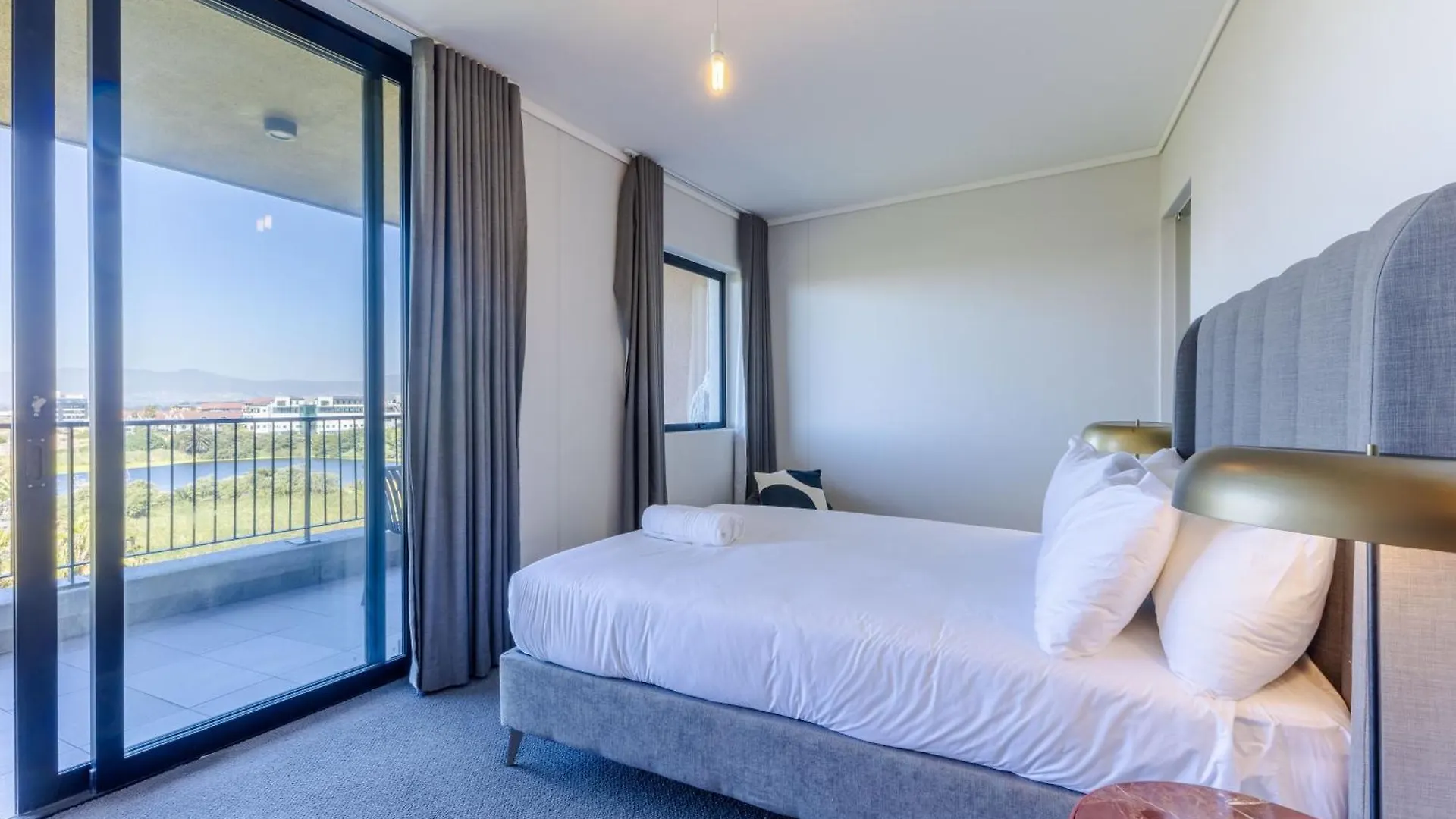 Waters Edge Apartments Cape Town