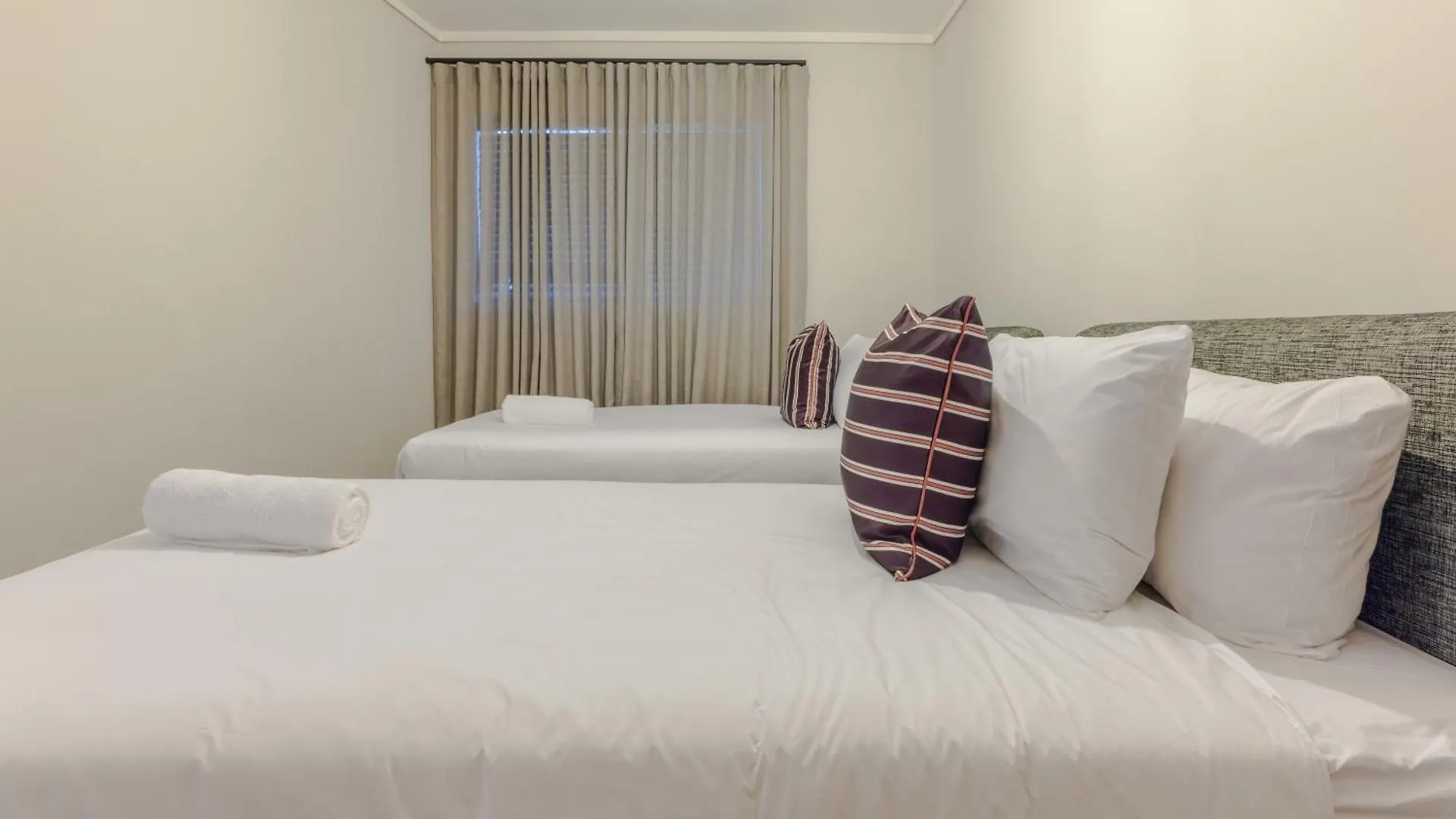 Waters Edge Apartments Cape Town